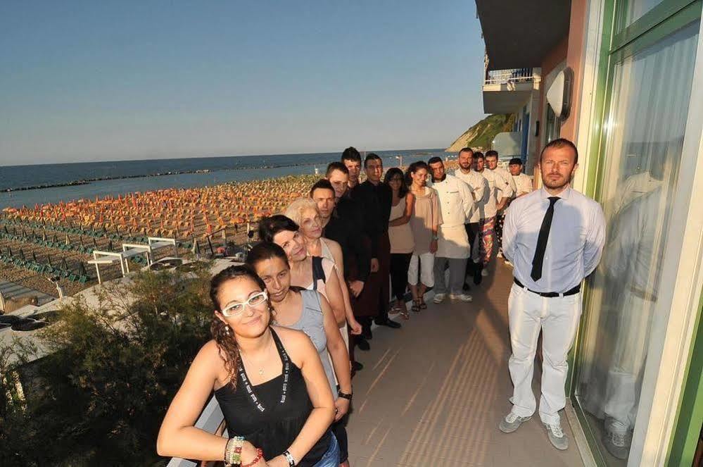 C-Hotels International Cattolica Esterno foto