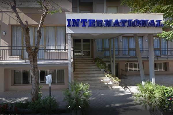 C-Hotels International Cattolica Esterno foto